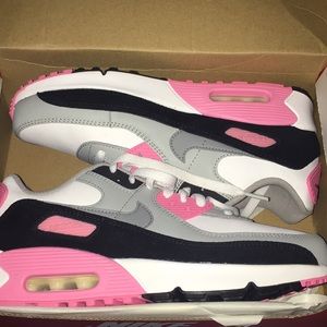 Brand new Nike AirMax 90